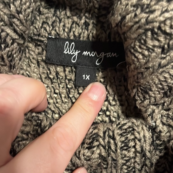 1x poncho style cowl neck sweater - Picture 7 of 10